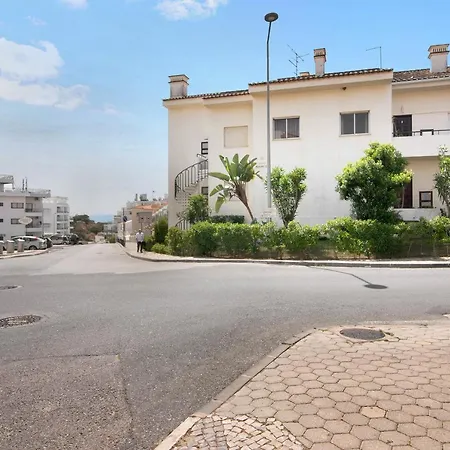 Apartment T3 Duplex Albufeira *